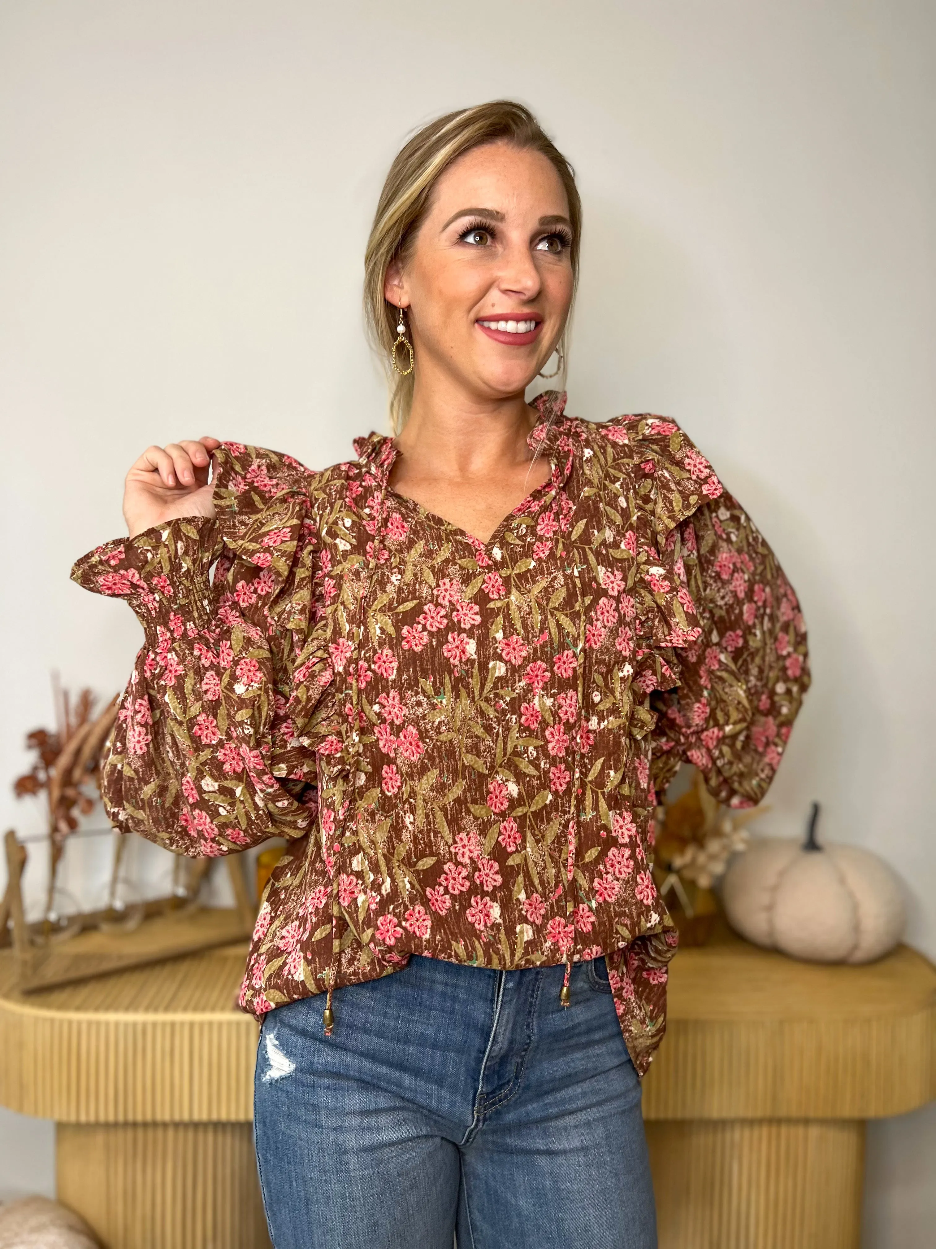 Gabby Ruffle Top (Brown)