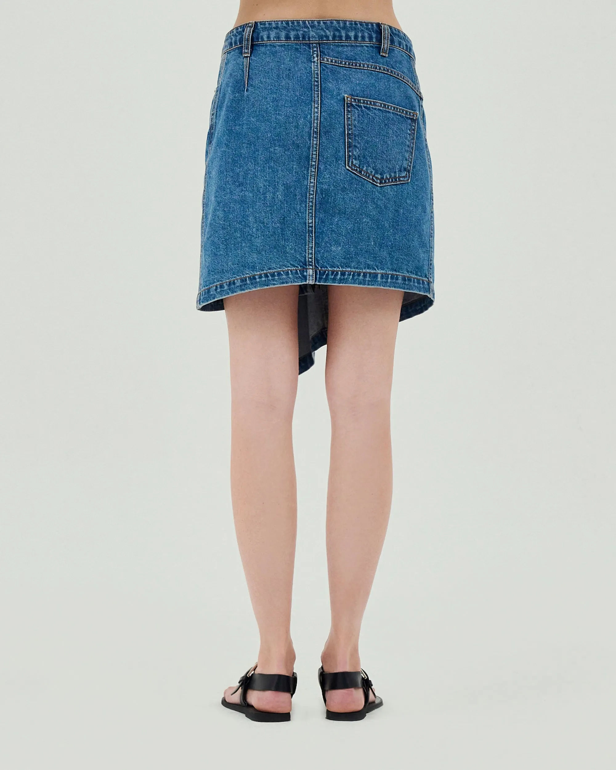 GOEN.J  Asymmetric draped down washed mini denim skirt - Blue